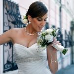 Braut mit Blumenstrauß, nevěsta s kyticí, svadobna kytica